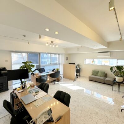 Gallery Slide